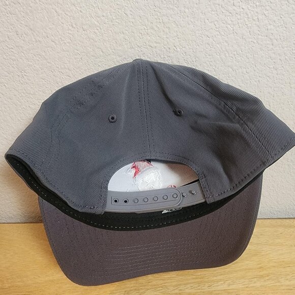 G/FORE Hat Cap Snap Back Mens Gray Skull Candy Cane Golf Santa Christmas - Picture 4 of 7